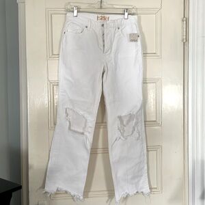 We the Free white distressed straight leg jeans size 25, NWT, never worn